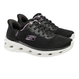 Skechers Women's Glide Step Sneaker Black 8